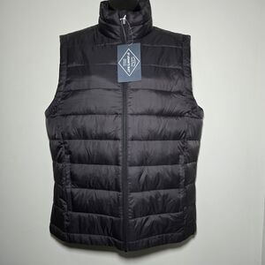 NWT ST JOHNS BAY Black Puffer Vest Mens Unisex M Full Zip Pockets Insulated